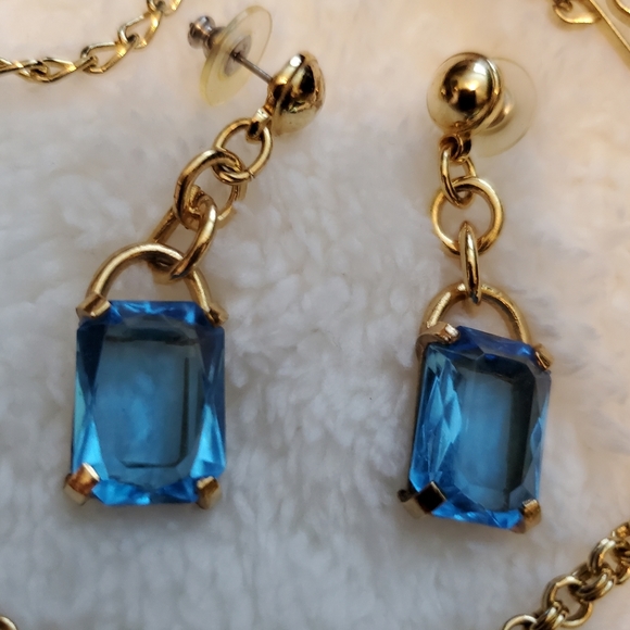 Matching Necklace and Earrings - Picture 5 of 5